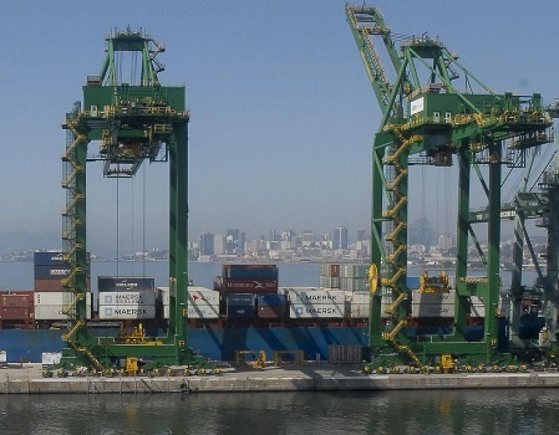 Balança comercial registra superávit de US$ 3,73 bi em novembro