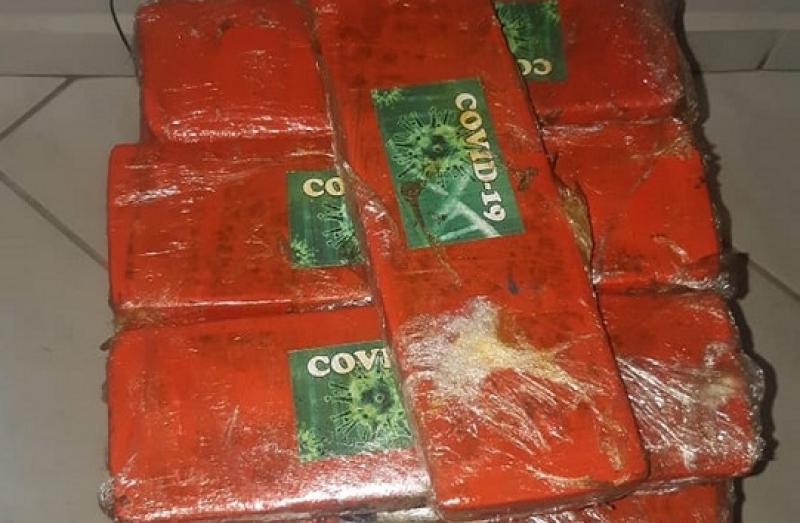 PRF apreende drogas com selo “Covid-19” na BR-277, em Prudentópolis