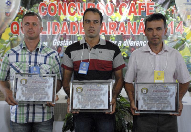 Produtores de Ibaiti e Ribeirão Claro vencem Prêmio Café Qualidade Paraná