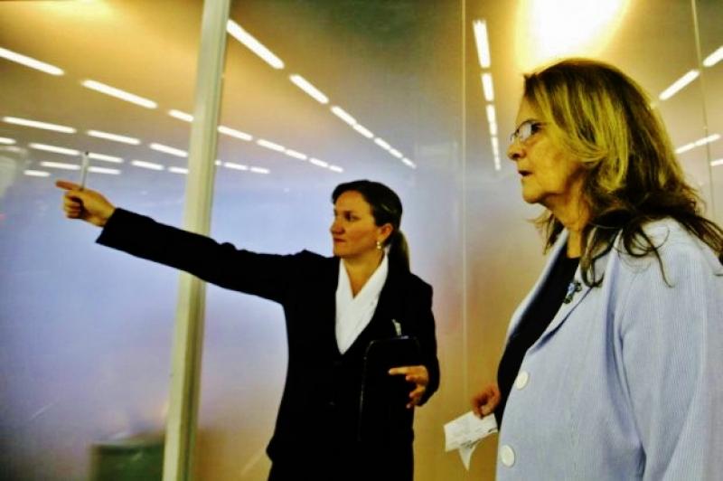 Graça Foster e cinco diretores da Petrobras renunciam