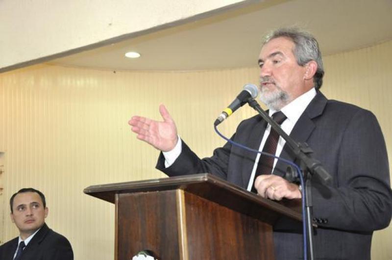 Prefeito de Cianorte quer comprar carro novo e cria polêmica na cidade