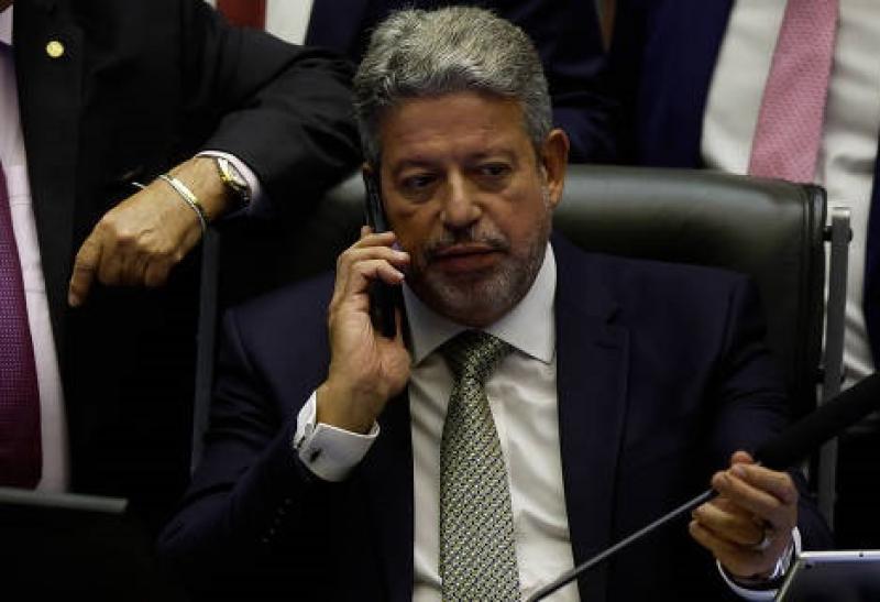 Lira usou na eleição picape que PF suspeita ter feito delivery de dinheiro desviado