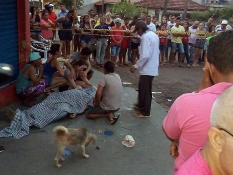 Dois são assassinados em Santo Antônio da Platina