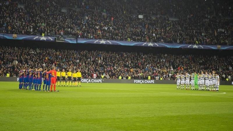 Barcelona convida Chapecoense para a disputa de torneio amistoso em 2017