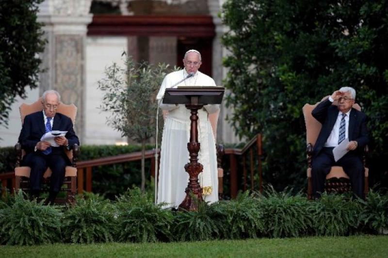 Presidentes de Israel e Palestina se unem pela paz diante do Papa