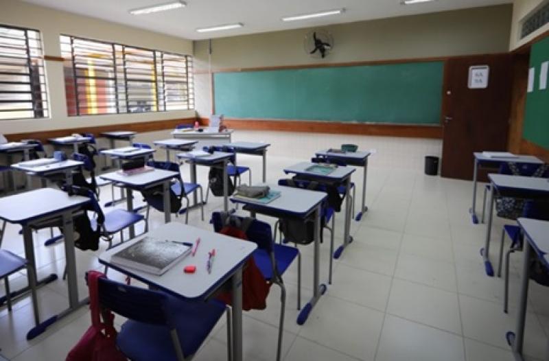 Caso de assédio no Norte Pioneiro: professor afastado após denúncia do Ministério Público