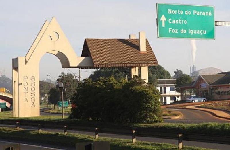 Ex-presidente do Consórcio de Saúde dos Campos Gerais é multado