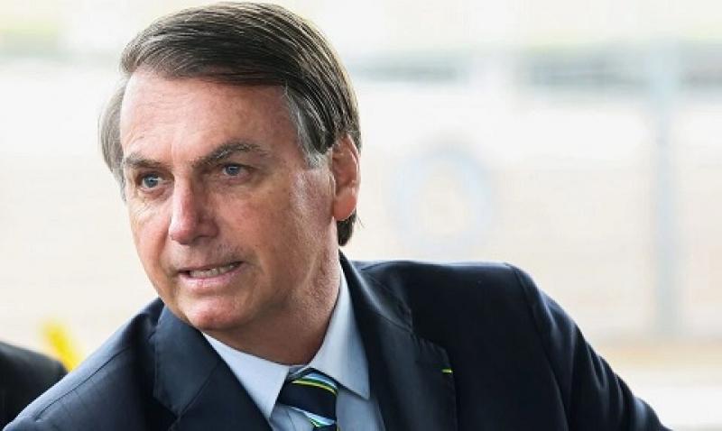 De olho em reeleição, Bolsonaro avalia chapa para 2022 e lançará pacote social