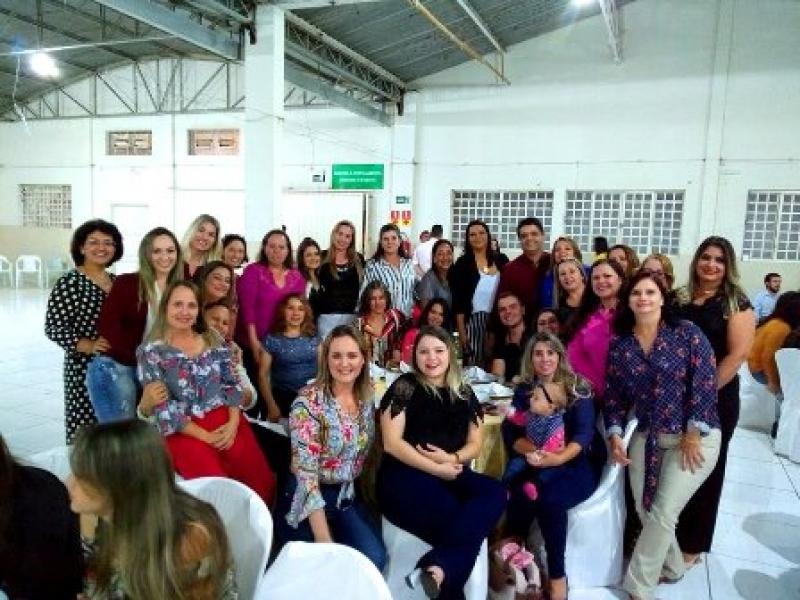 Prefeitura de Quatiguá promove confraternização e palestra para funcionários municipais