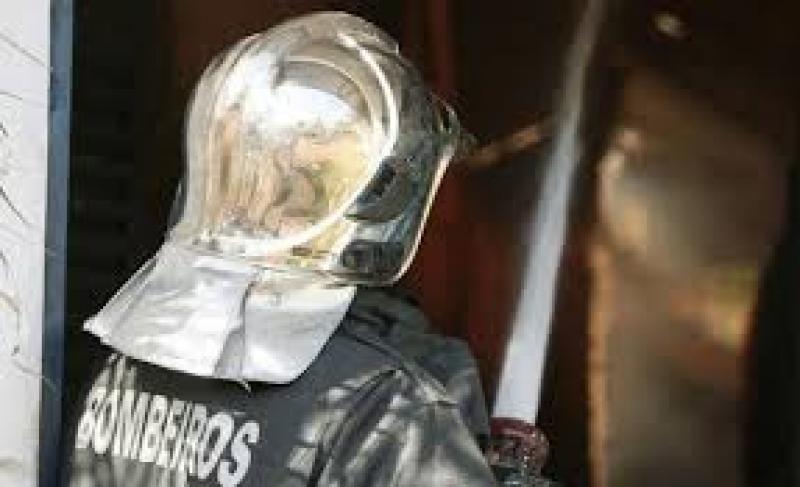 Explosão em gráfica deixa dois feridos em Londrina