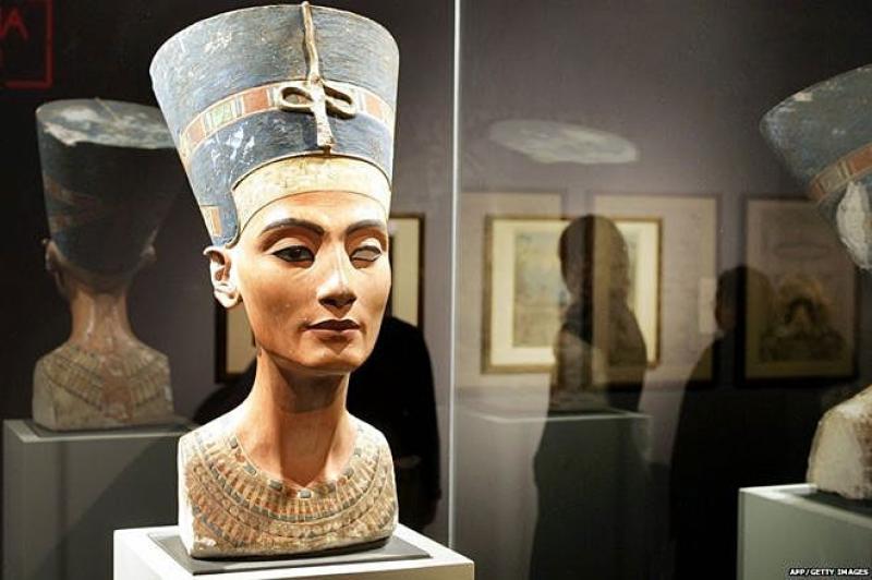 Tumba de Tutancâmon “é chave” para desvendar mistério de Nefertiti