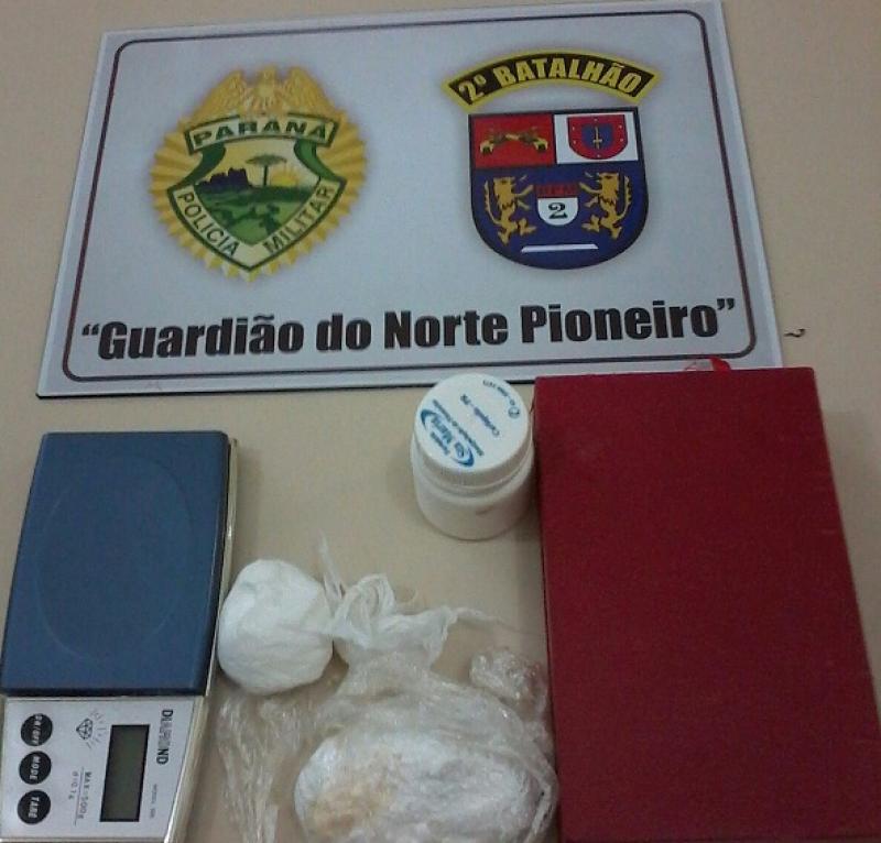 PM apreende entorpecentes em Carlópolis