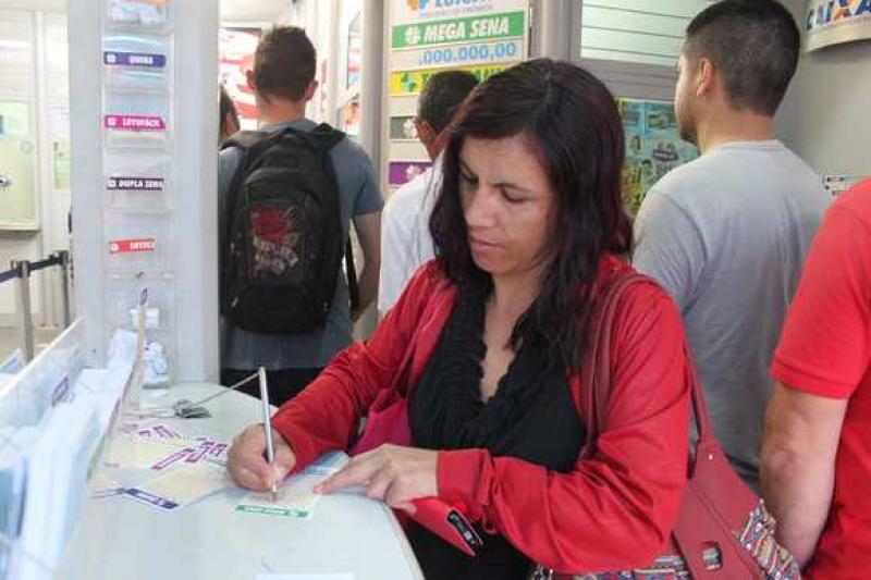 Mega-Sena sorteia R$ 20 milhões nesta quinta-feira