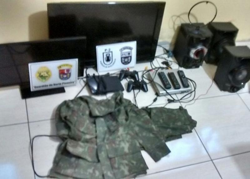 PM platinense apreende arma e drogas em residência