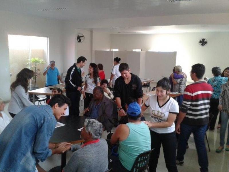 Círculo de Diálogo comemora o Dia Mundial do Idoso em Carlópolis