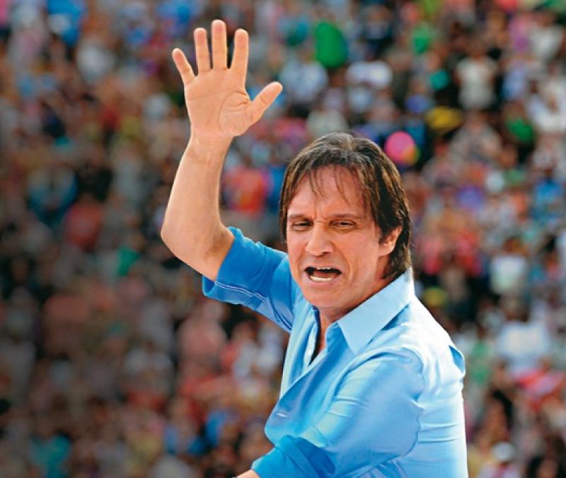 No México, Roberto Carlos afirma que “jamais” pensou em se aposentar