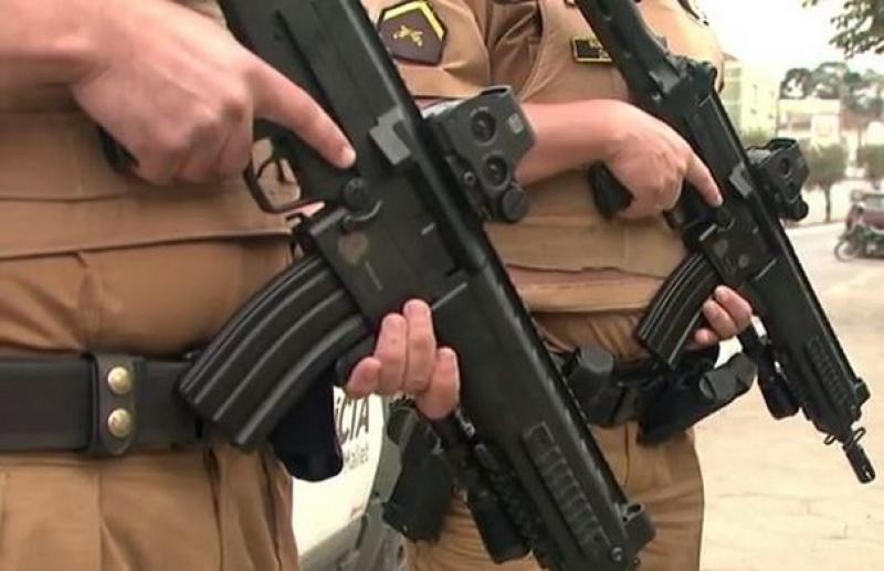 Moradores fazem “vaquinha” para comprar fuzis para a PM em Mallet-PR