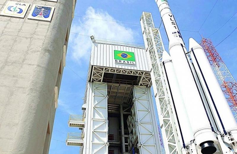 Acordo com EUA para uso de Alcântara coloca país em mercado bilionário