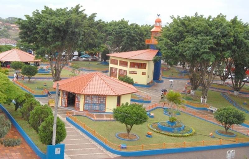 Ex-prefeito de Ribeirão do Pinhal tem direitos políticos suspensos por contratação irregular de empresa médica