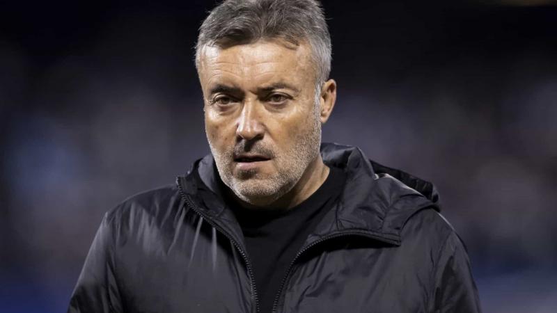 Diretoria descarta mudança no Flamengo e dá respaldo para Domènec Torrent