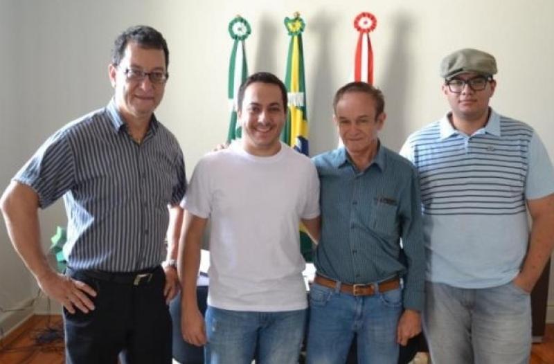 Ribeirão Claro leva internet gratuita para 70% da zona rural