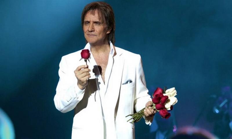 Roberto Carlos traz Ivete e Sandy a especial de Natal da Globo