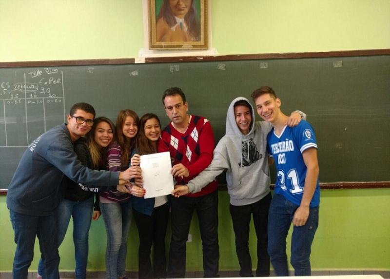 Prática pedagógica de Física envolvem os alunos em Joaquim Távora