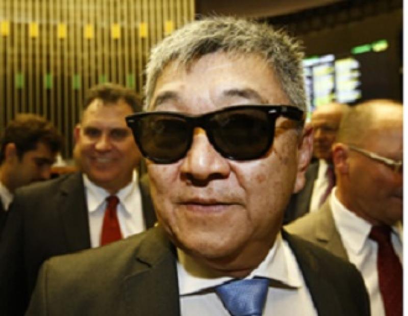 Japonês da Federal fica livre da tornozeleira eletrônica