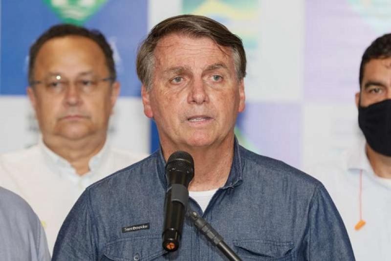 Depois de visita, Bolsonaro diz que energia está retornando ao Amapá