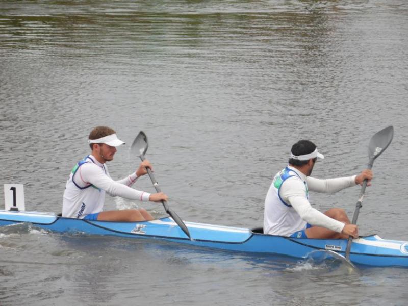 Atletas de Ribeirão Claro se preparam para Campeonato Brasileiro de Canoagem Maratona
