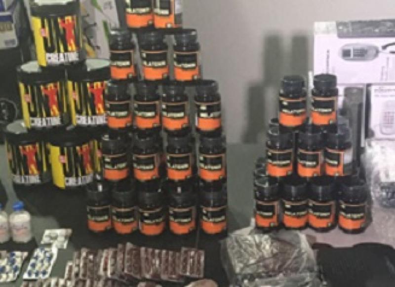 Casal que vendia remédios proibidos para academias é preso