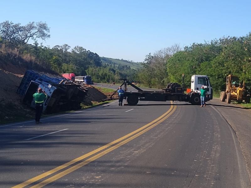 Mais um acidente na curva do Fiates