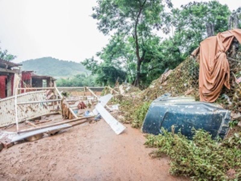 Chuva em MG mata 38 pessoas; quase 12 mil estão sem casa, diz Defesa Civil