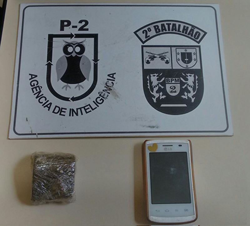 Polícia MIlitar prende suspeitos de envolvimento com tráfico de drogas em Wenceslau Braz