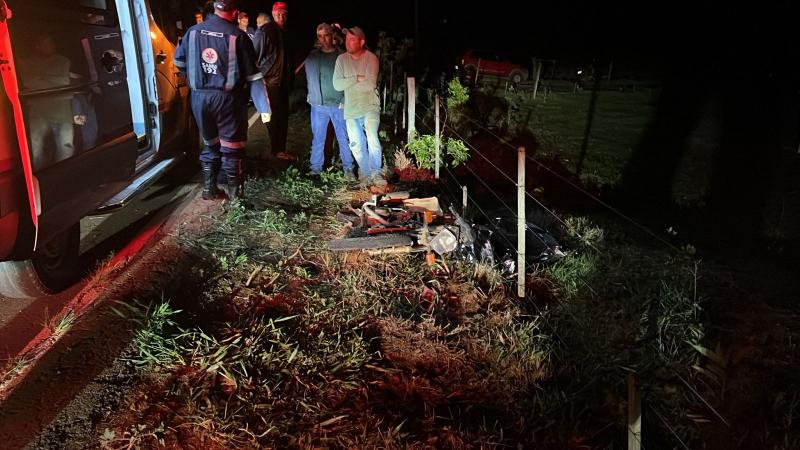 Motociclista perde a vida em acidente com veículo não identificado