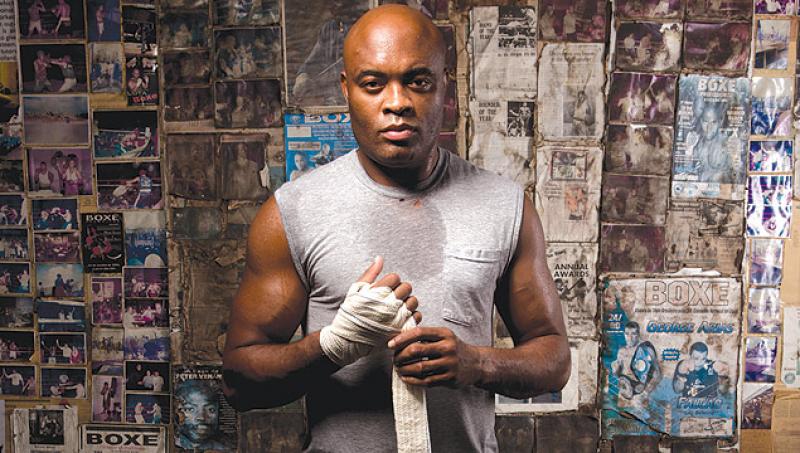 Enquanto se recupera de acidente, Anderson Silva estuda para ser policial