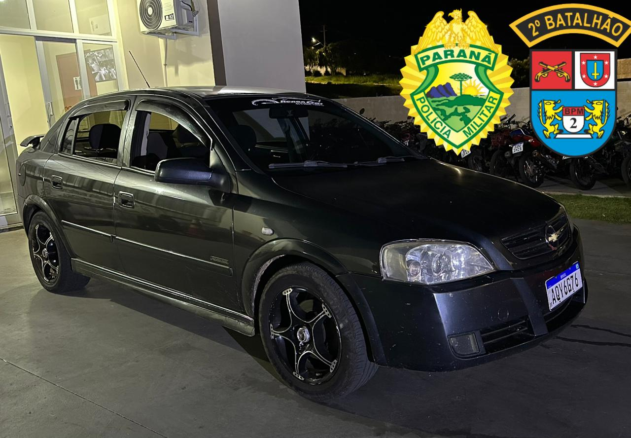 Carro é abordado no trevo de Quatiguá e indivíduo armado com mandados de prisão é detido