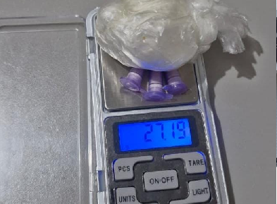 Polícia Militar apreende crack e cocaína e prende jovem por tráfico de drogas em Siqueira Campos