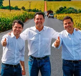Governador Ratinho Junior cumpre agenda em festas religiosas de Jaguariaíva e Siqueira Campos nesta quinta-feira