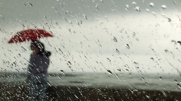 Norte Pioneiro tem quarta-feira de chuva, frio e ventos fortes; tempo melhora a partir de quinta