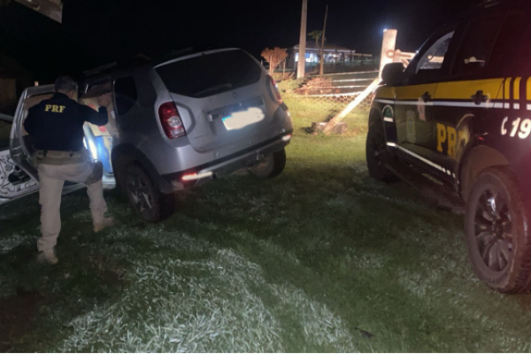 Motorista foge da PRF por cerca de 10 quilômetros e abandona veículo com carga em área rural de Santo Antônio da Platina