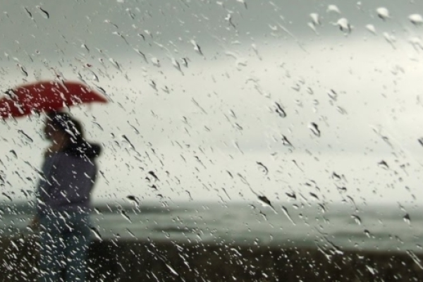 Norte Pioneiro tem quarta-feira de chuva, frio e ventos fortes; tempo melhora a partir de quinta