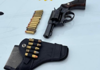 Polícia Militar prende homem armado após disparos contra vizinha e crianças em Carlópolis