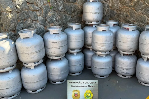 Polícia Civil prende homem em flagrante por manter depósito clandestino para revenda de botijões de gás