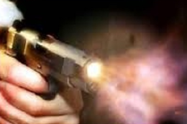 Homem é morto a tiros e adolescente é apreendido em Ribeirão do Pinhal