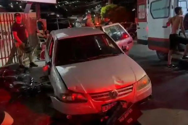 Motorista bêbado invade calçada e atropela três pessoas no Norte Pioneiro