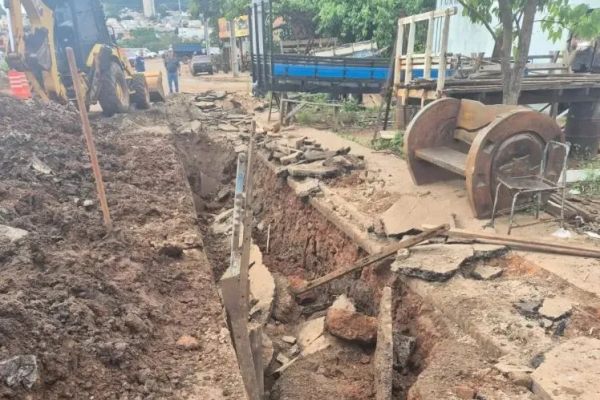 Trabalhador fica ferido após desmoronamento em obra na BR-153, em Santo Antônio da Platina