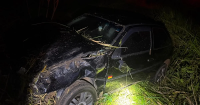 Motorista fica ferido após carro sair da pista  em Santo Antônio da Platina